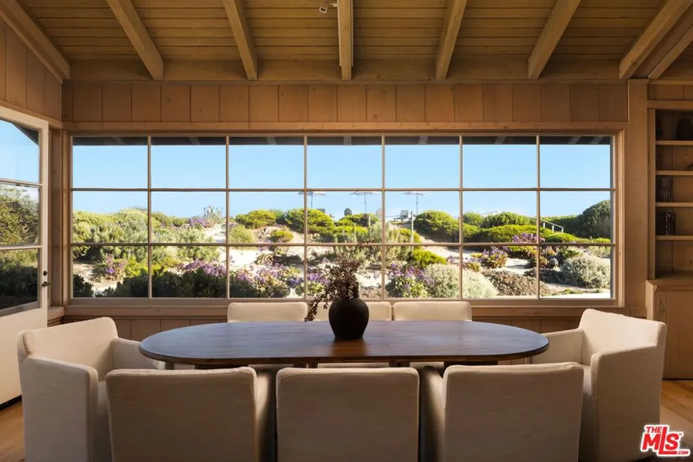 4217 Avenue Del Mar Carpinteria, CA 93013