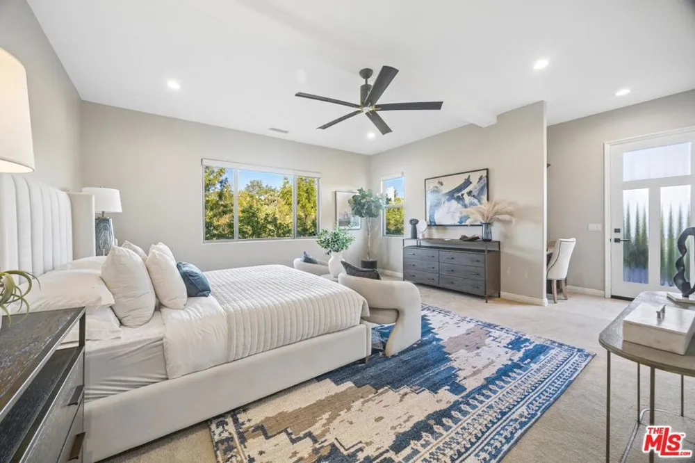 28935 W Beach Lane Malibu, CA 90265