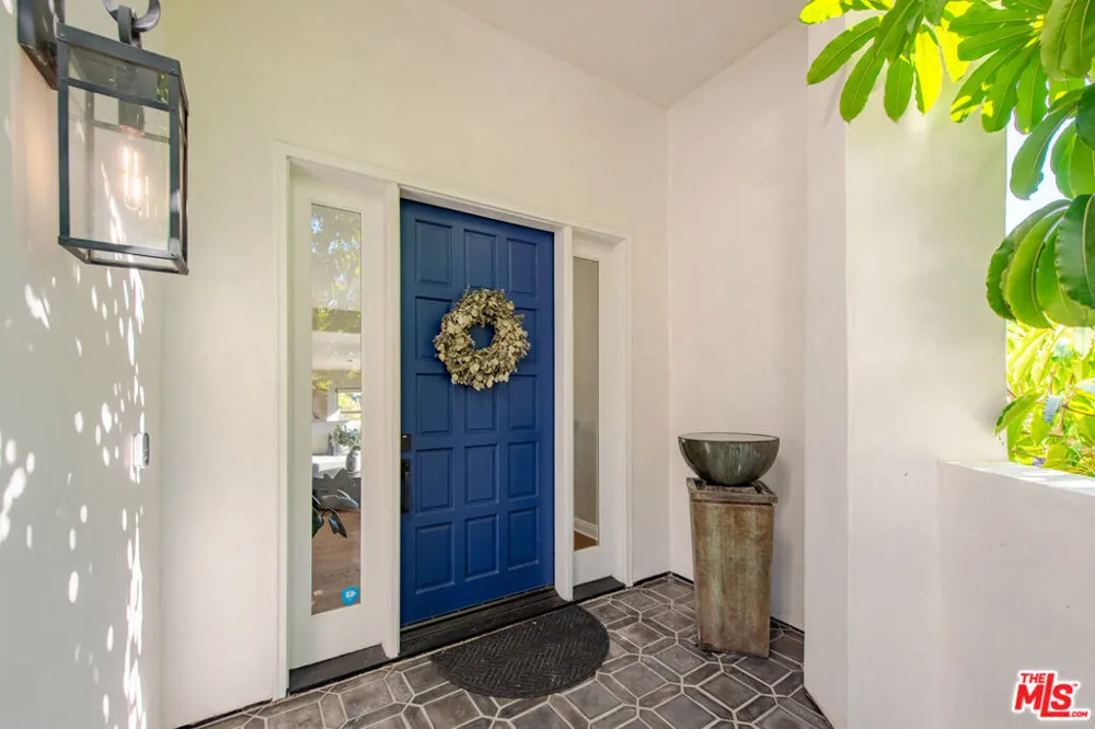28935 W Beach Lane Malibu, CA 90265