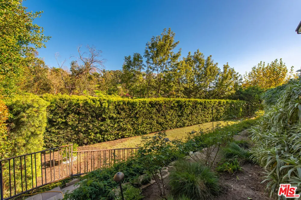 28935 W Beach Lane Malibu, CA 90265