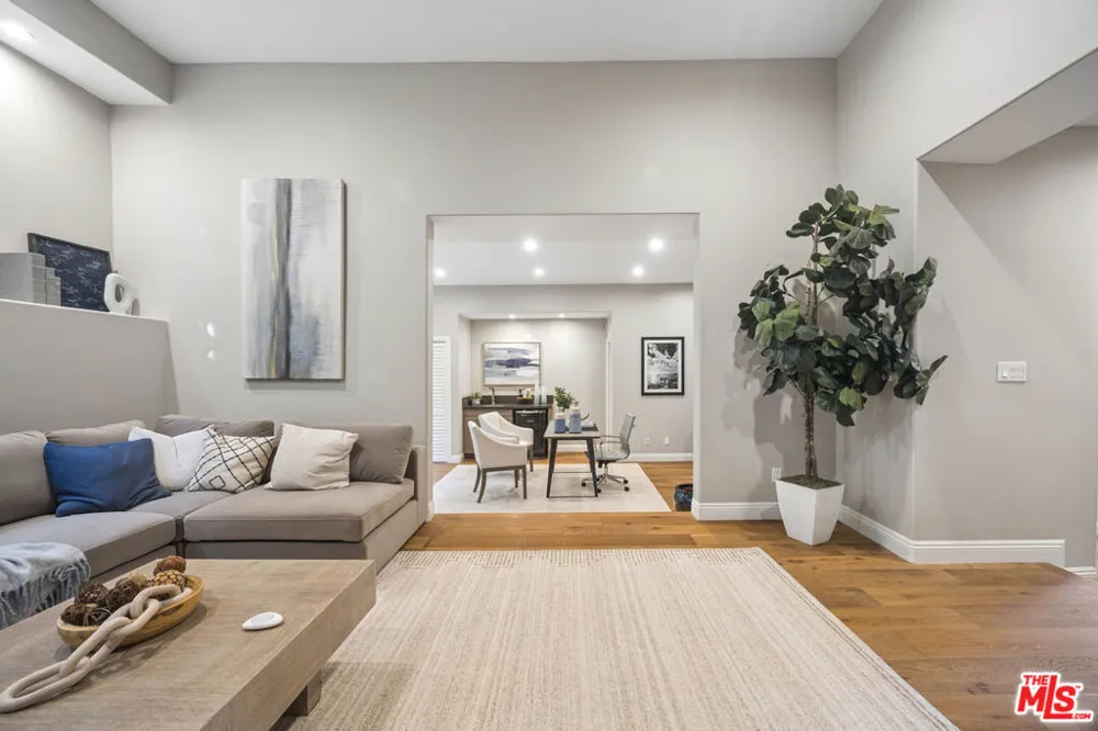 28935 W Beach Lane Malibu, CA 90265