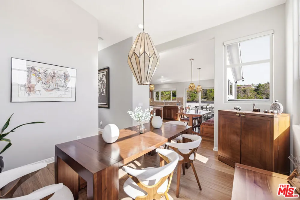 28935 W Beach Lane Malibu, CA 90265