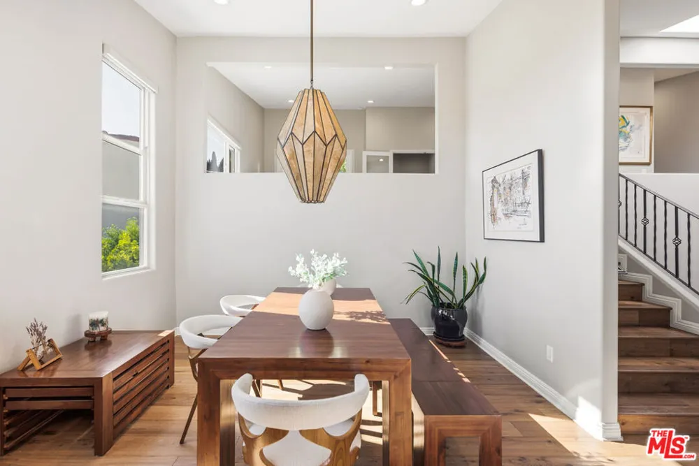 28935 W Beach Lane Malibu, CA 90265