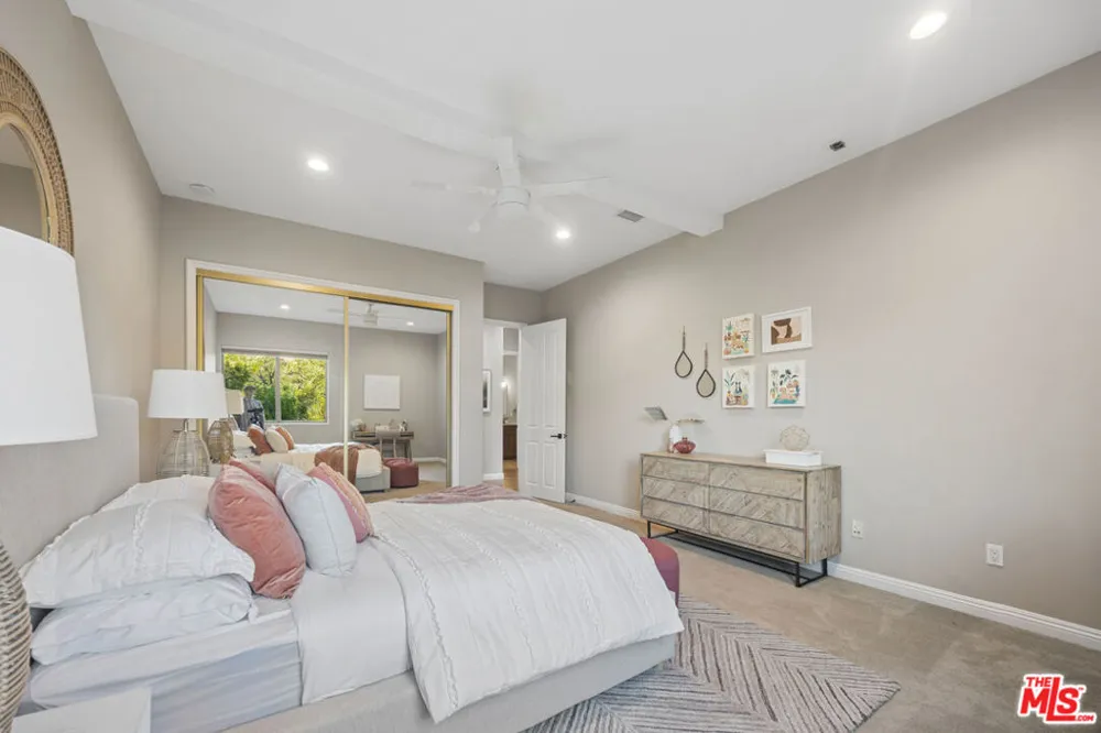 28935 W Beach Lane Malibu, CA 90265