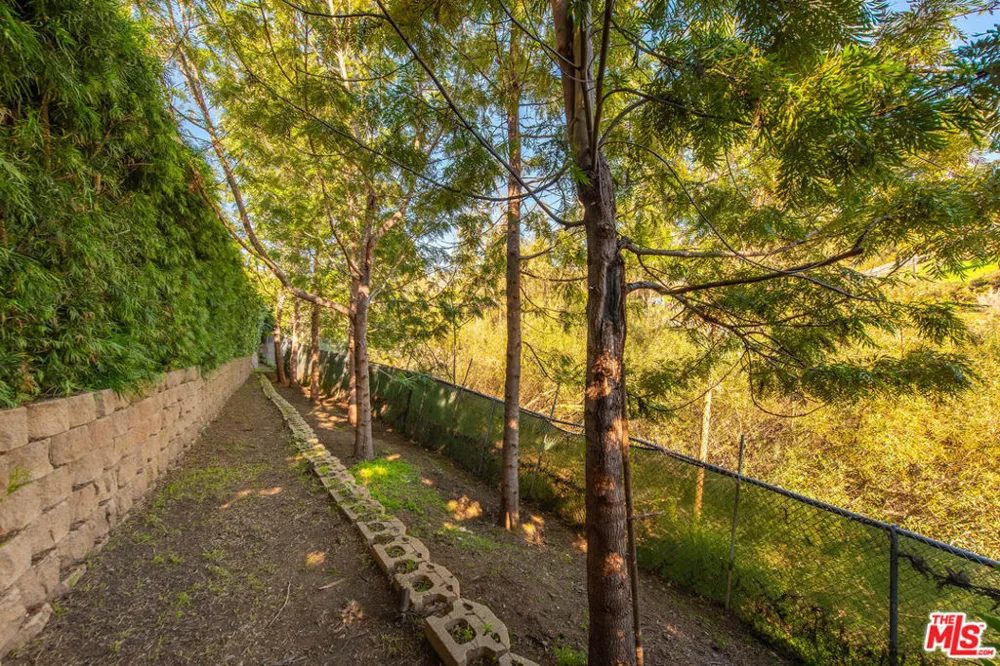 28935 W Beach Lane Malibu, CA 90265
