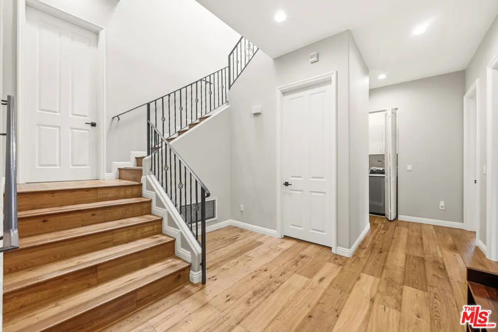 28935 W Beach Lane Malibu, CA 90265