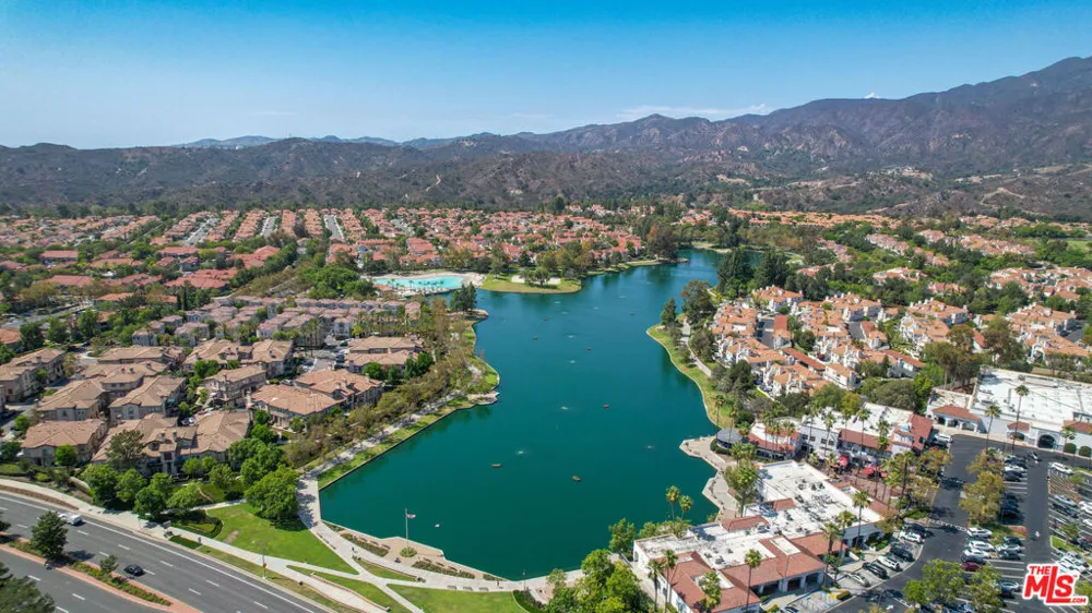 55 Via Honrado Rancho Santa Margarita, CA 92688