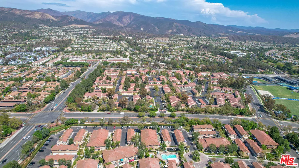 55 Via Honrado Rancho Santa Margarita, CA 92688