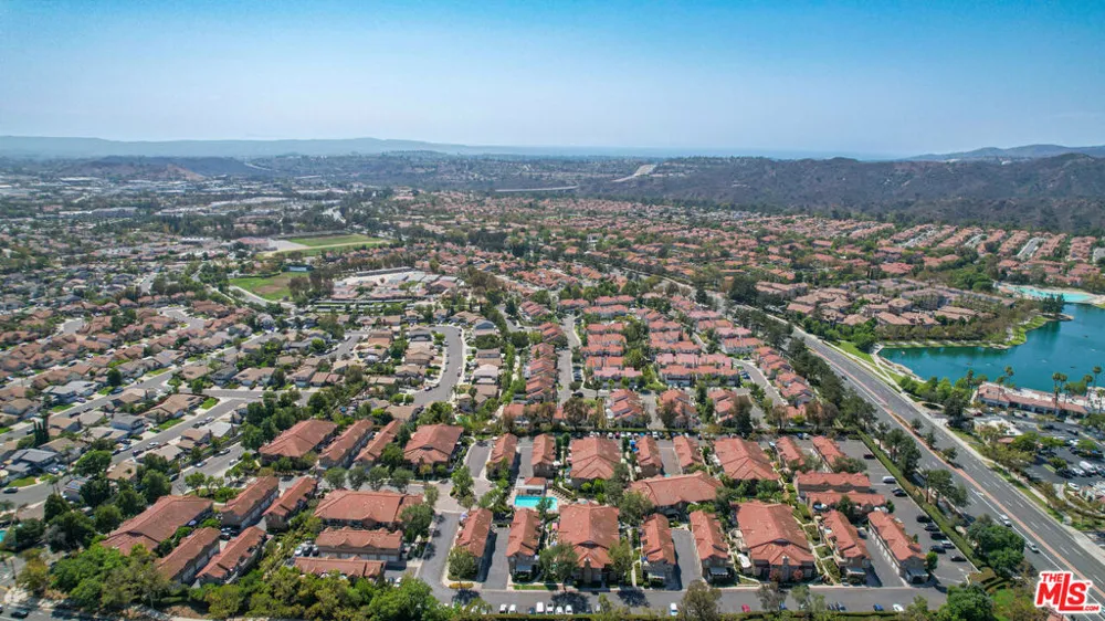 55 Via Honrado Rancho Santa Margarita, CA 92688