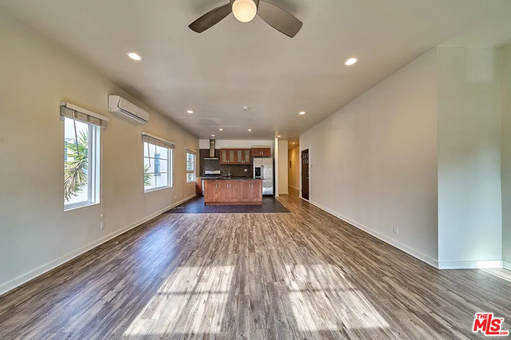 614 Genesee Avenue Los Angeles, CA 90036