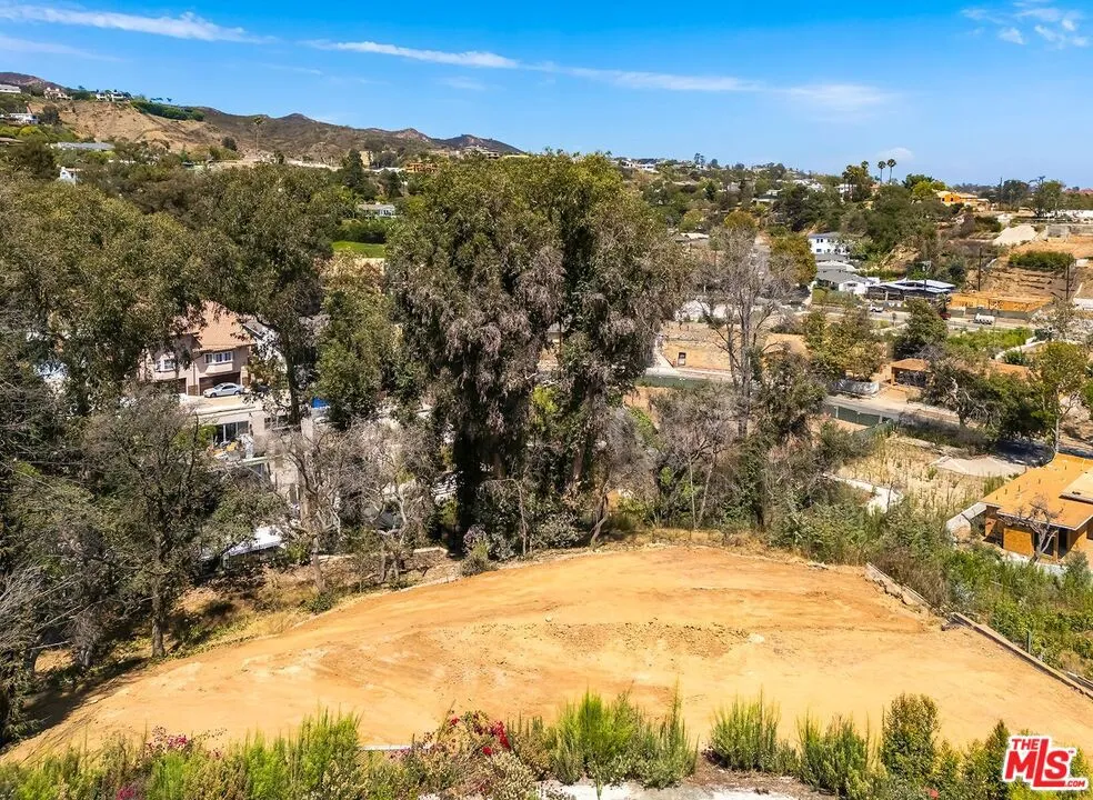 16503 Las Casas Place Los Angeles, CA 90272
