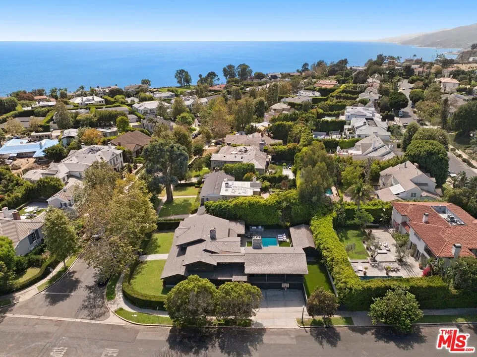 14901 Ramos Place Los Angeles, CA 90272