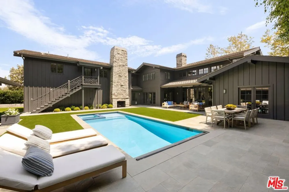 14901 Ramos Place Los Angeles, CA 90272