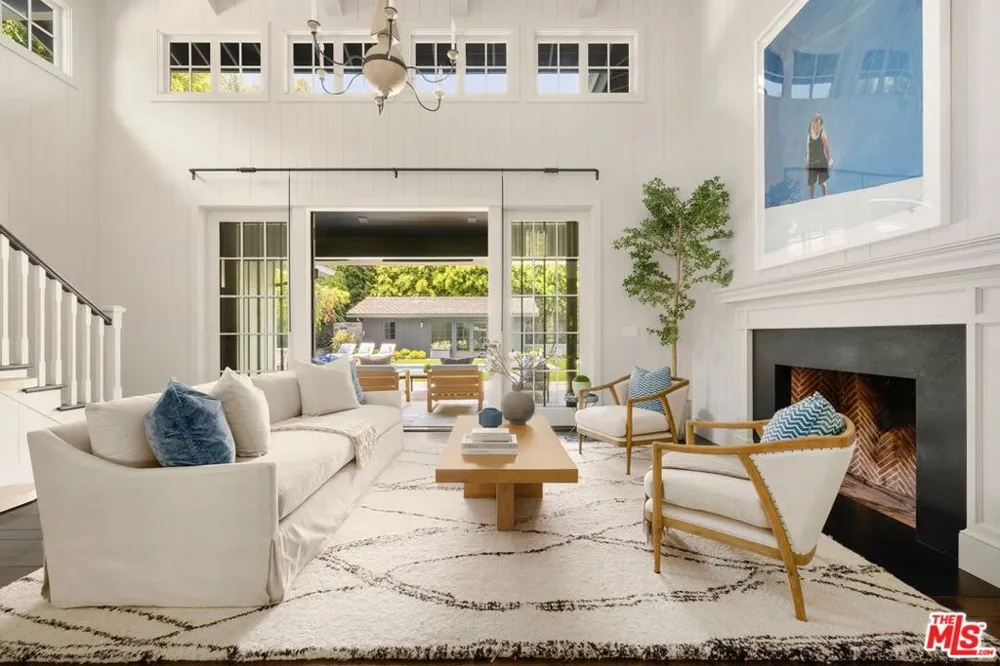 14901 Ramos Place Los Angeles, CA 90272