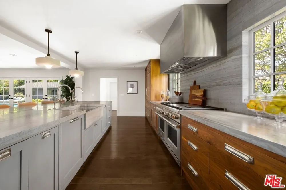 14901 Ramos Place Los Angeles, CA 90272
