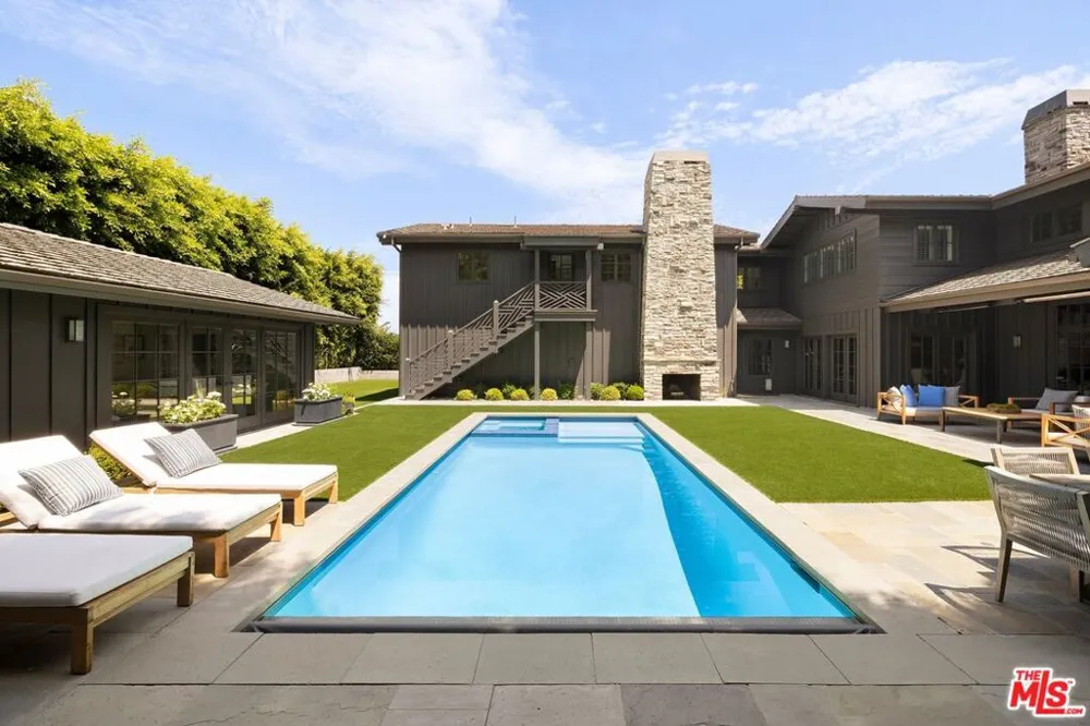 14901 Ramos Place Los Angeles, CA 90272