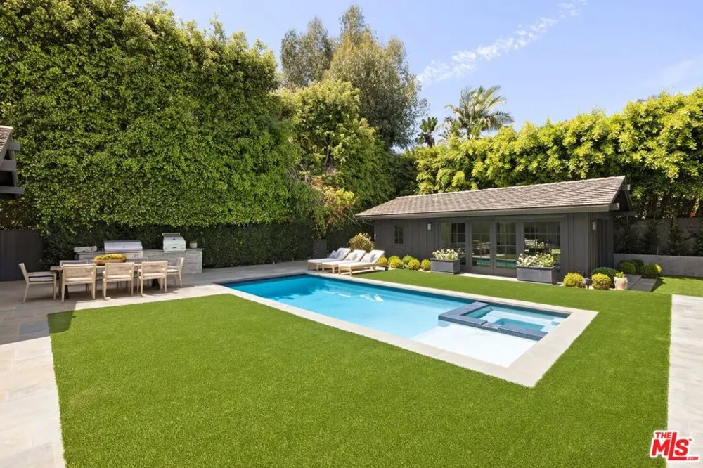 14901 Ramos Place Los Angeles, CA 90272