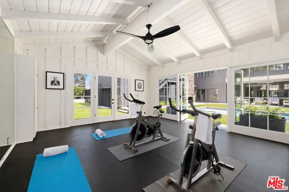 14901 Ramos Place Los Angeles, CA 90272