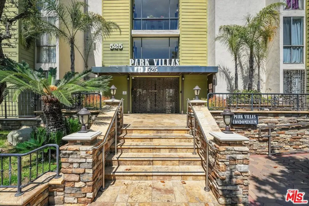 525 S Ardmore Avenue #335 Los Angeles, CA 90020