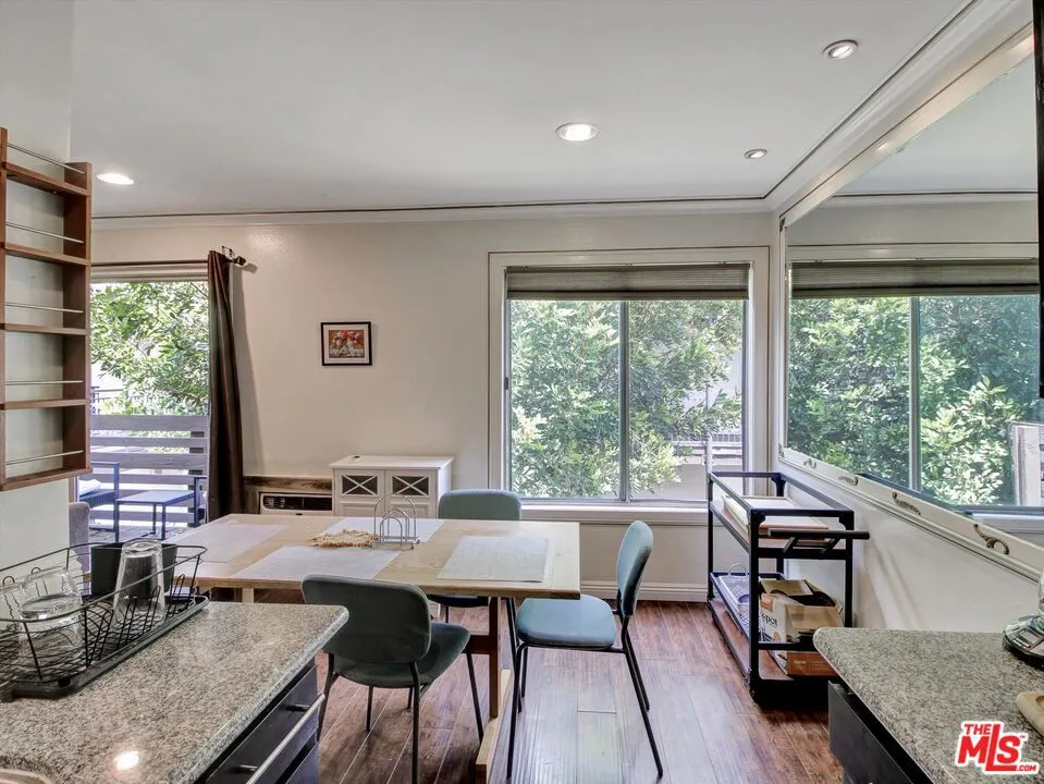 525 S Ardmore Avenue #335 Los Angeles, CA 90020