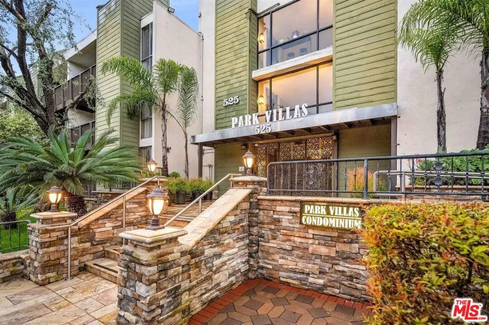 525 S Ardmore Avenue #335 Los Angeles, CA 90020