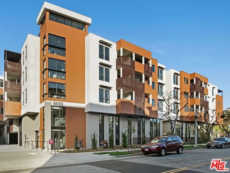 6030 Seabluff Drive #412 Playa Vista, CA 90094