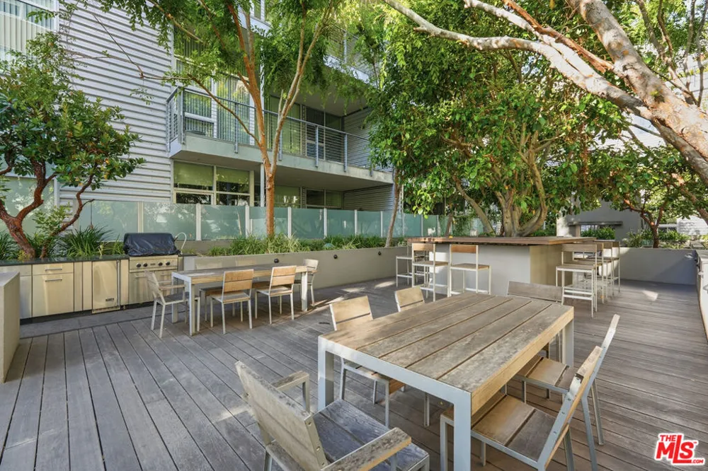 4080 Glencoe Avenue #317 Marina del Rey, CA 90292
