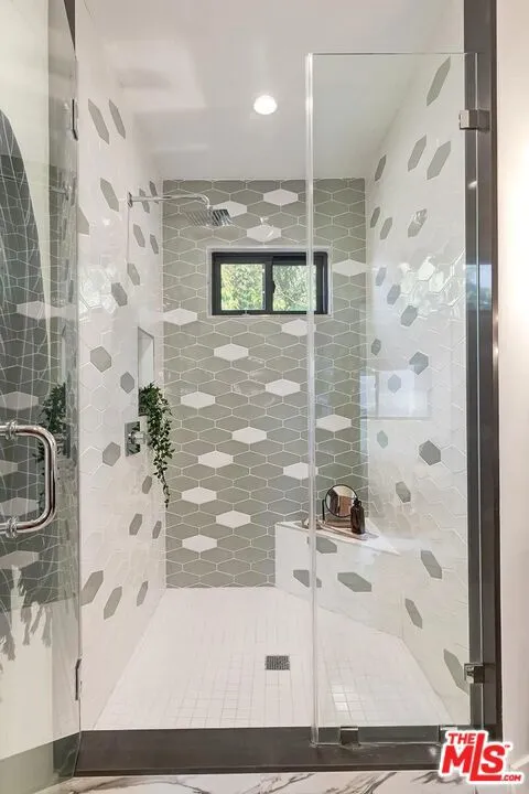 6010 Wright Terrace Culver City, CA 90232
