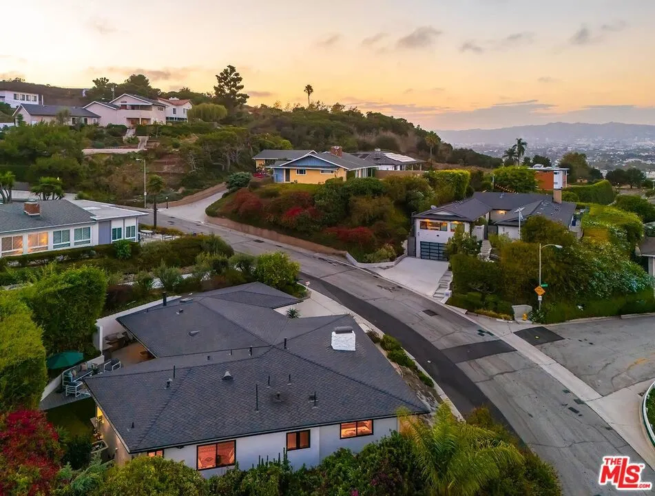 6010 Wright Terrace Culver City, CA 90232