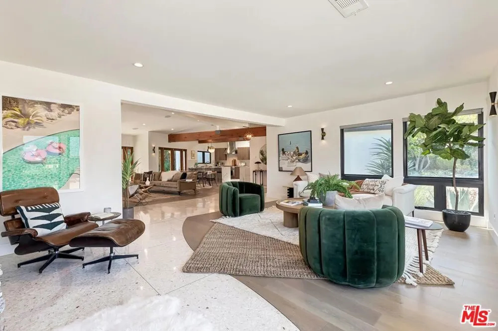 6010 Wright Terrace Culver City, CA 90232