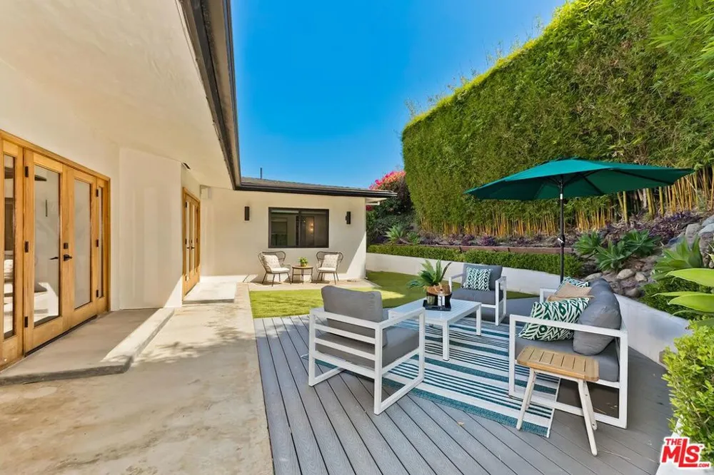 6010 Wright Terrace Culver City, CA 90232