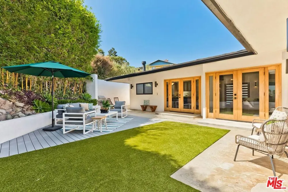 6010 Wright Terrace Culver City, CA 90232