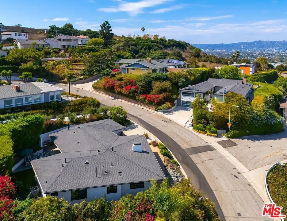 6010 Wright Terrace Culver City, CA 90232