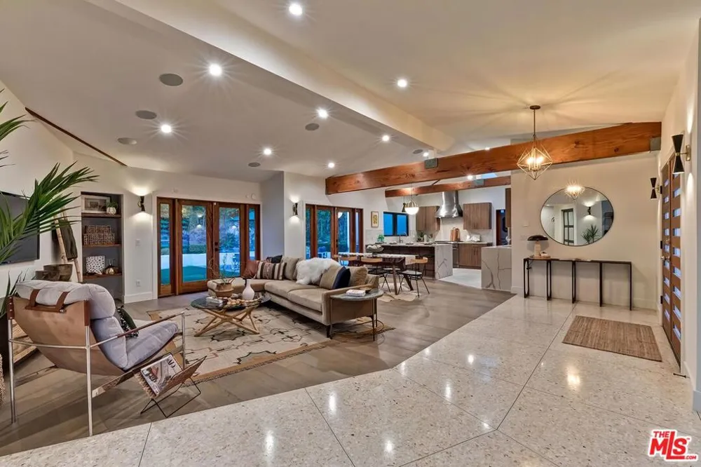 6010 Wright Terrace Culver City, CA 90232