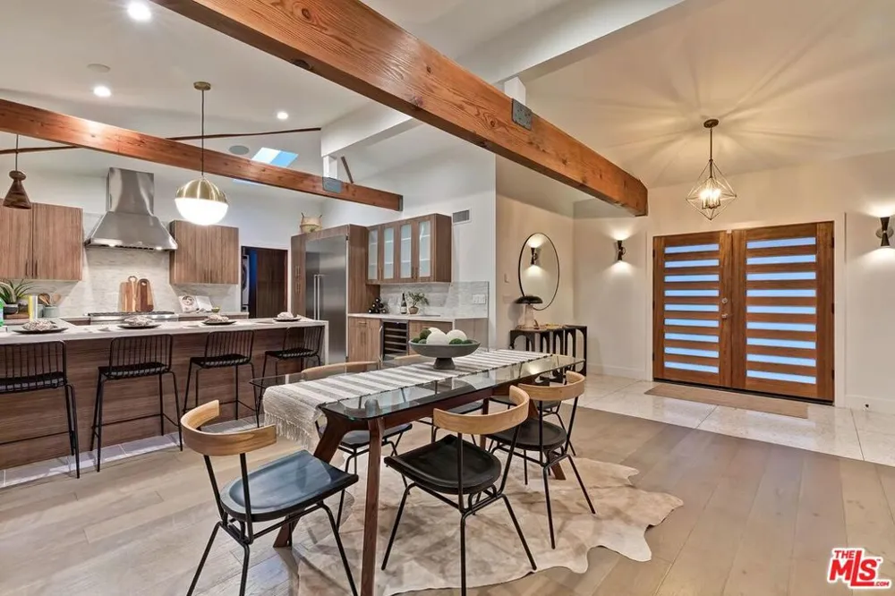 6010 Wright Terrace Culver City, CA 90232