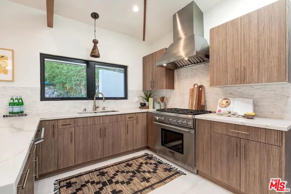 6010 Wright Terrace Culver City, CA 90232