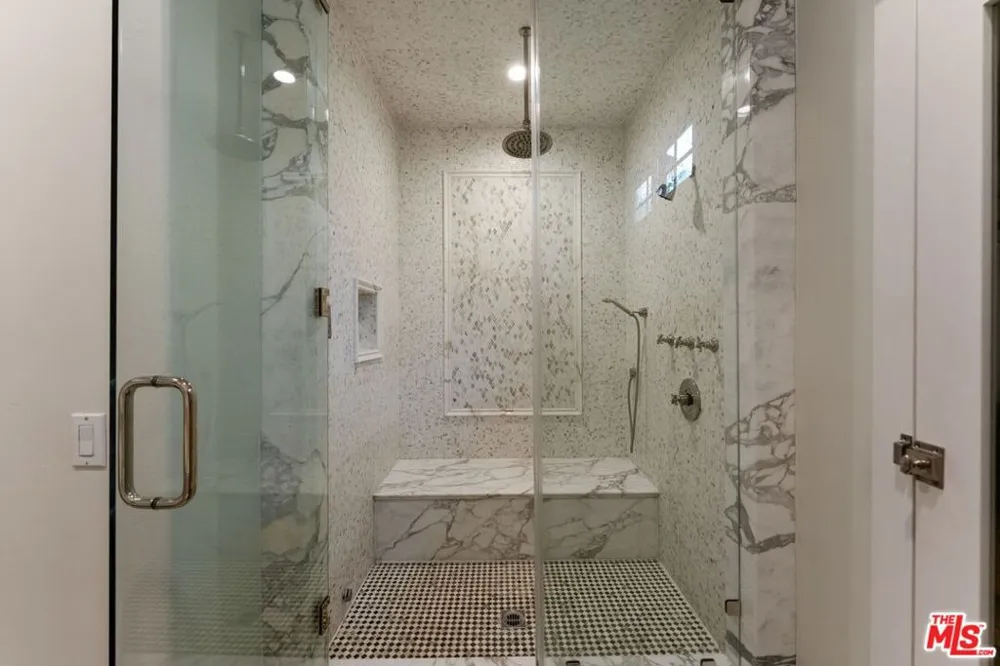 402 11th Street Santa Monica, CA 90402