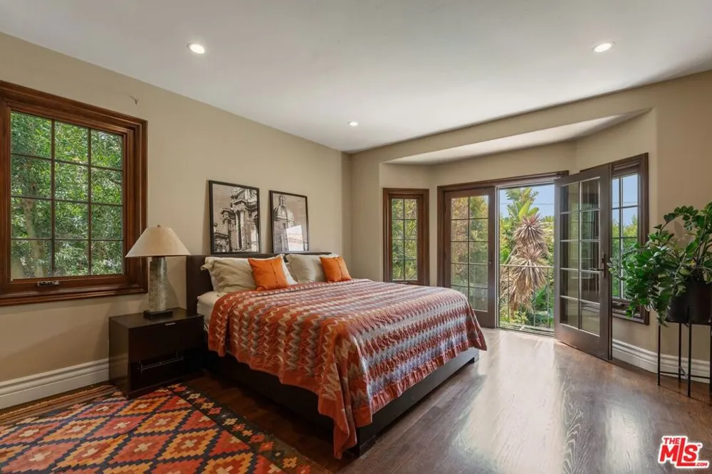 402 11th Street Santa Monica, CA 90402