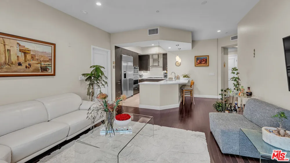 611 Caruso Avenue Glendale, CA 91210