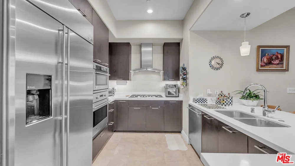 611 Caruso Avenue Glendale, CA 91210