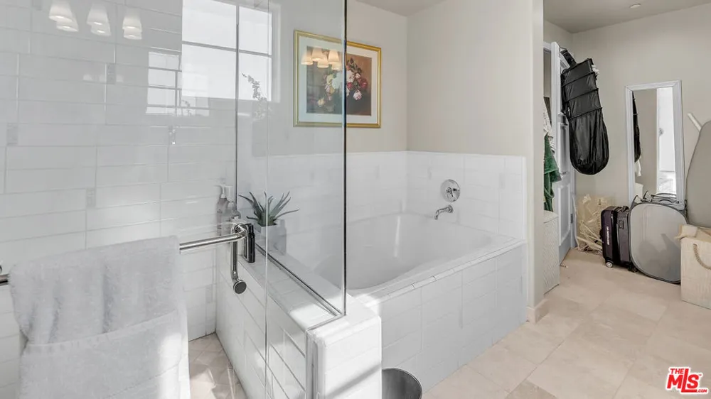 611 Caruso Avenue Glendale, CA 91210