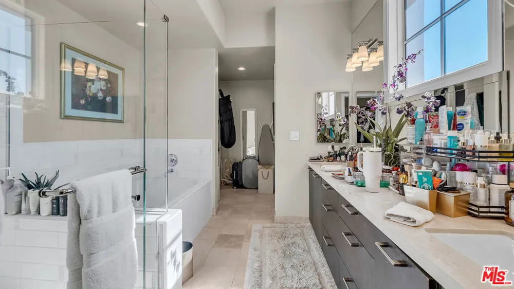 611 Caruso Avenue Glendale, CA 91210
