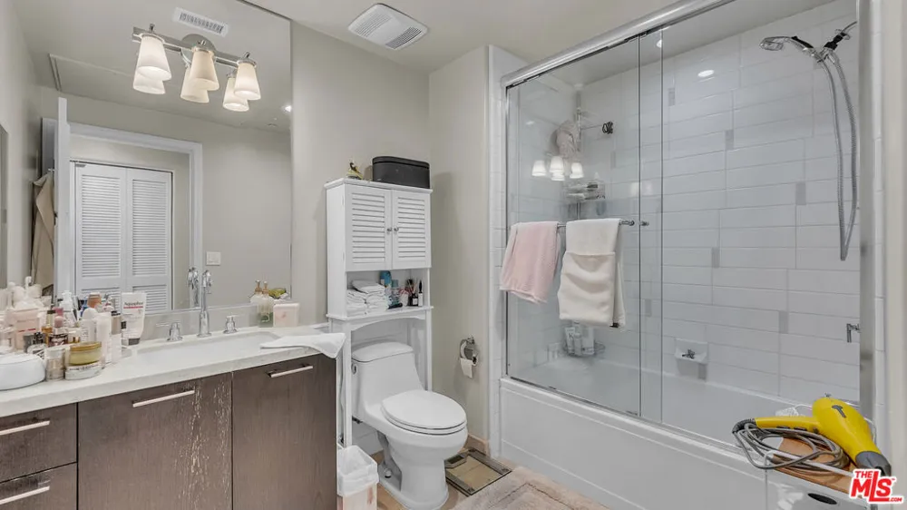 611 Caruso Avenue Glendale, CA 91210