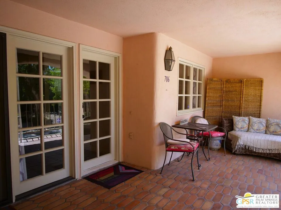 500 E Amado Road #706 Palm Springs, CA 92262