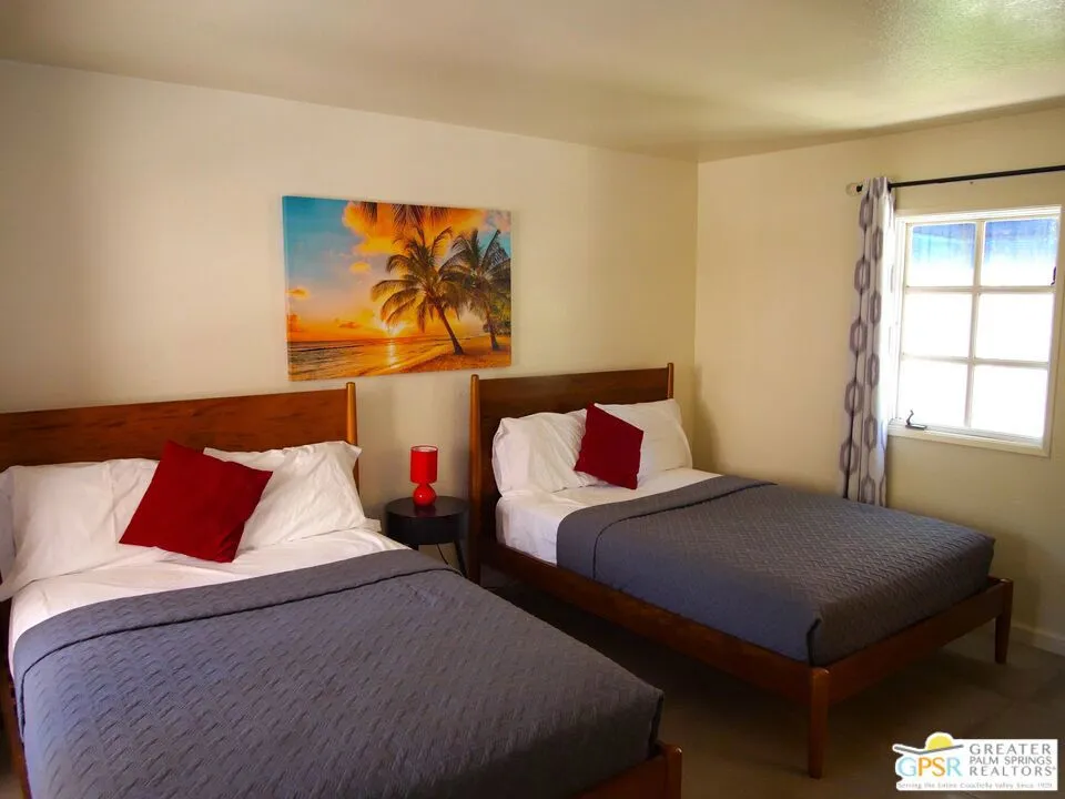 500 E Amado Road #706 Palm Springs, CA 92262