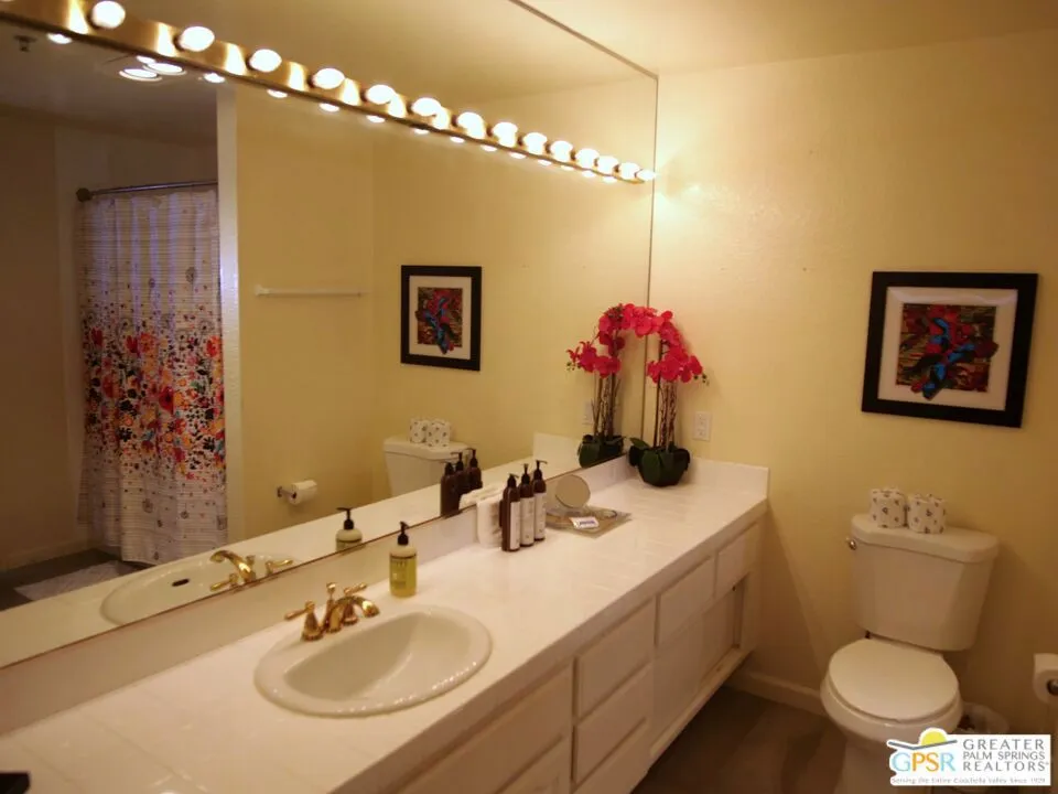 500 E Amado Road #706 Palm Springs, CA 92262