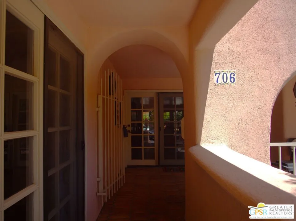 500 E Amado Road #706 Palm Springs, CA 92262