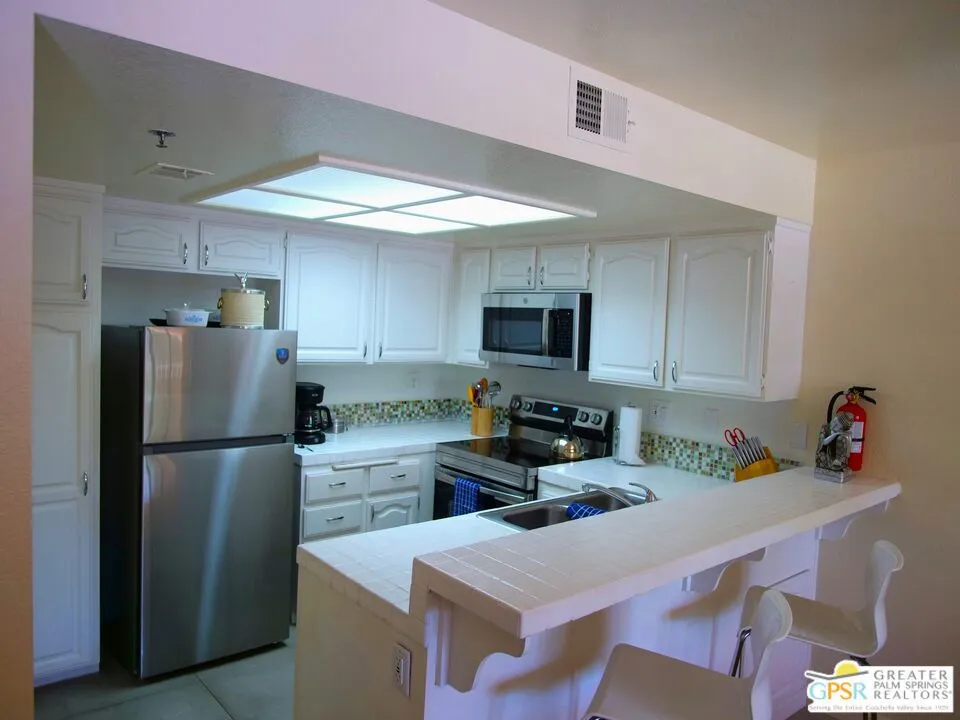 500 E Amado Road #706 Palm Springs, CA 92262