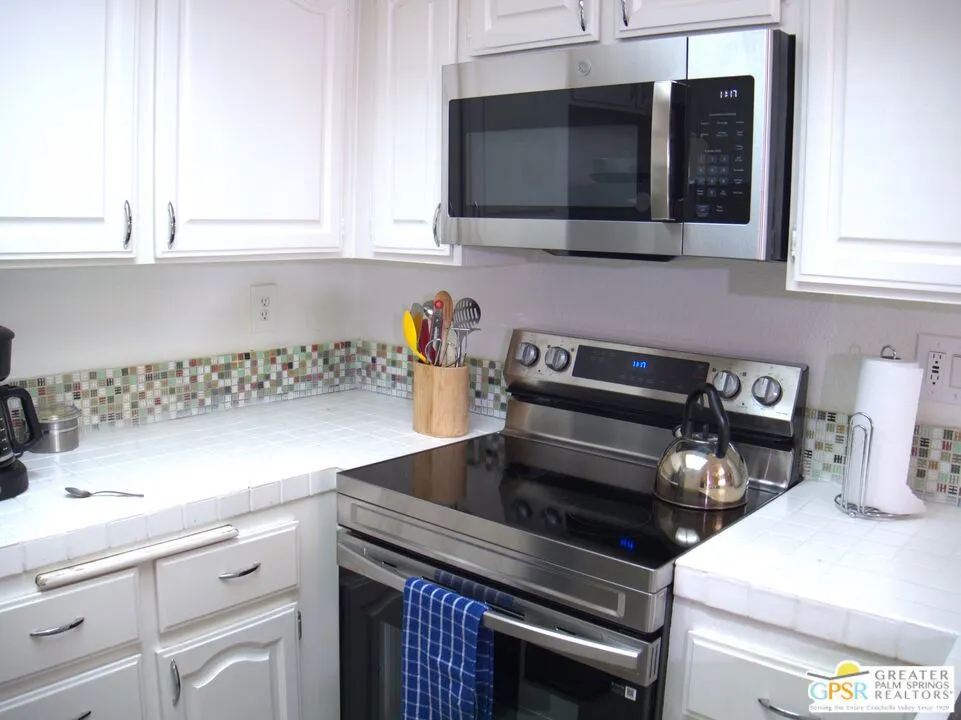 500 E Amado Road #706 Palm Springs, CA 92262