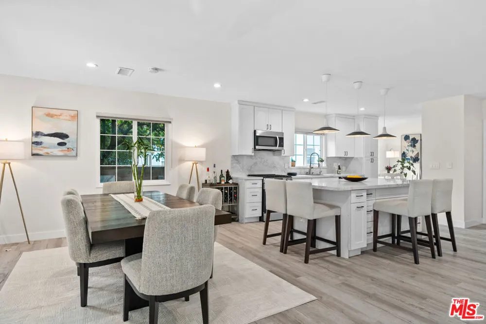 14346 Killion Street Sherman Oaks, CA 91401